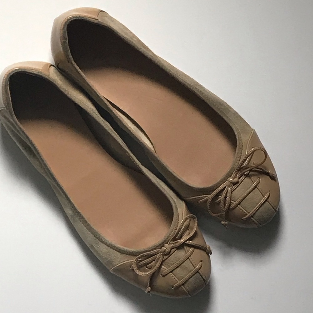 Cole Haan Beige Tan Nike Air Ballet Flats size 9
